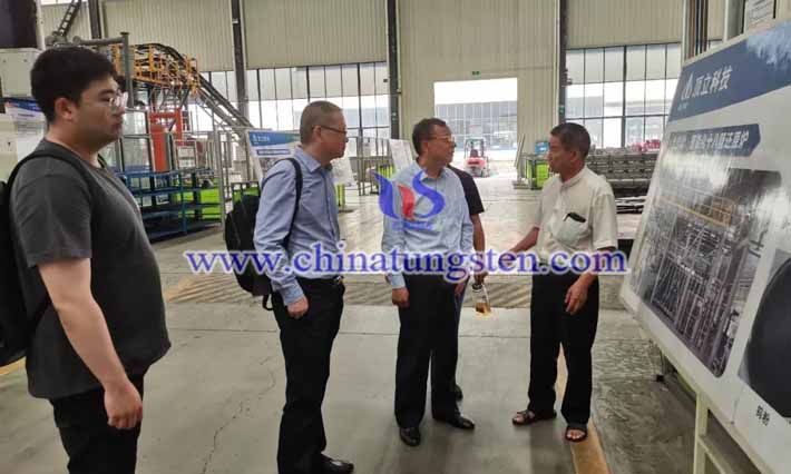 鎢協(xié)會(huì)長到長沙科研單位、高校及企業(yè)調(diào)研圖片