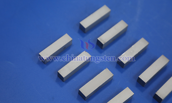 中鎢智造硬質(zhì)合金刀具圖片